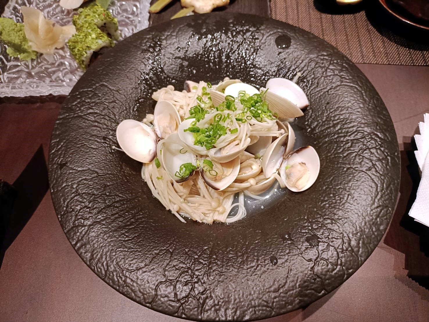 澳門|瀛菊 Kiku 和食週末放題(週末吃到飽)-新濠影匯 Studio City。單點吃到飽、料理現點現做~送餐上桌免拿取!加價還可酒品喝到飽!