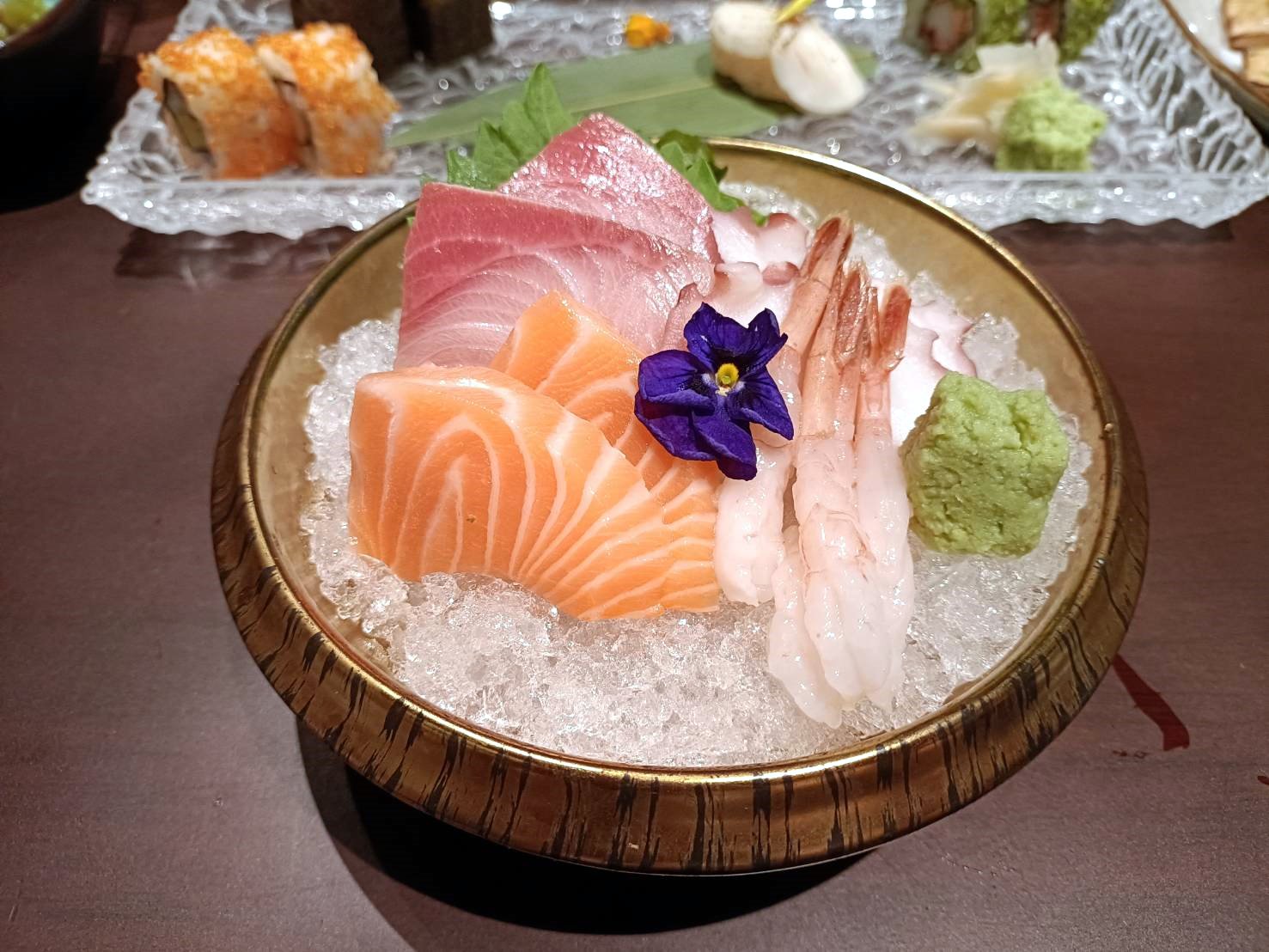 澳門|瀛菊 Kiku 和食週末放題(週末吃到飽)-新濠影匯 Studio City。單點吃到飽、料理現點現做~送餐上桌免拿取!加價還可酒品喝到飽!