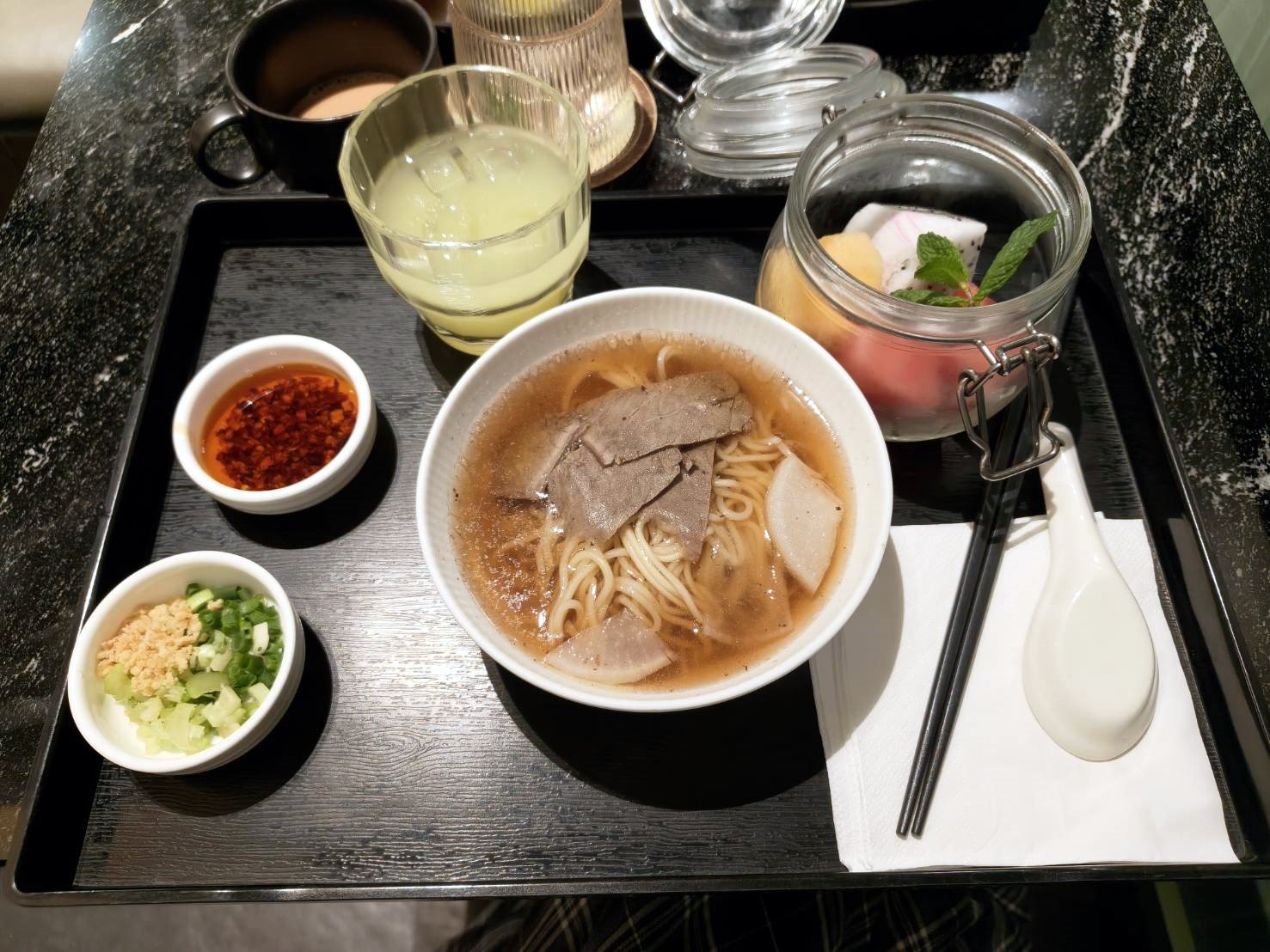 澳門|澳門機場貴賓室Plaza Premium Lounge。