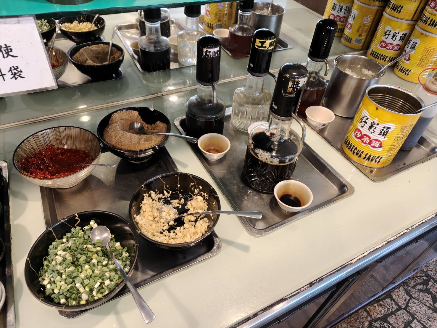 樹林美食|御鼎鮮涮涮鍋。平價大份量涮涮鍋!海陸雙併只要350元~份量超乎你的想像!不用一成服務費!