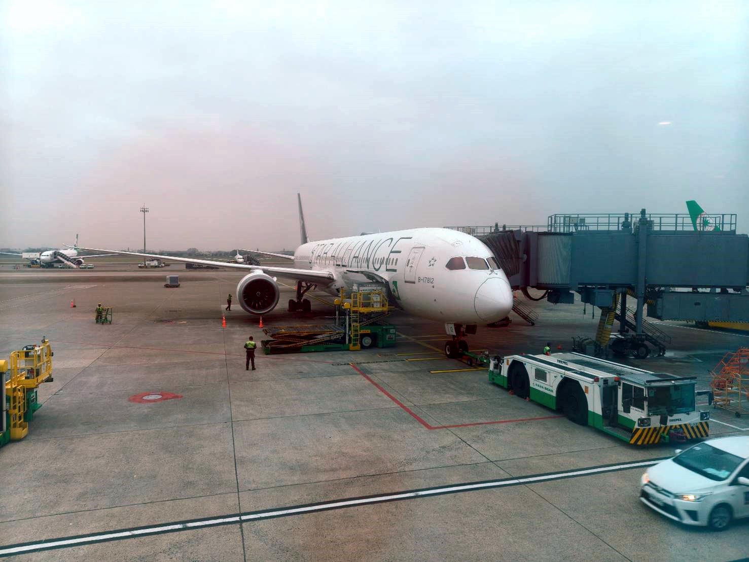 2026東京|長榮航空波音787-10商務艙，BR184班機台北飛東京成田。