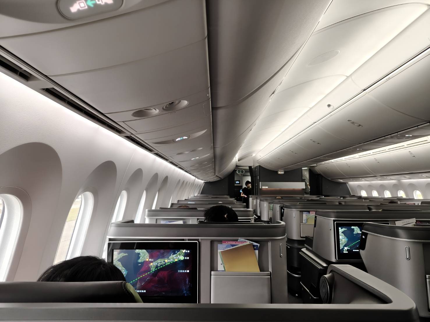 2026東京|長榮航空波音787-10商務艙，BR184班機台北飛東京成田。