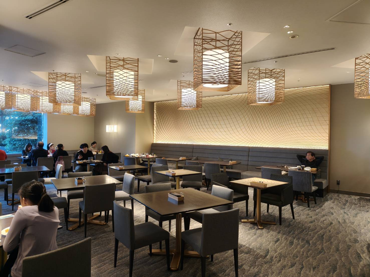2026東京|東京灣希爾頓(Hilton Tokyo Bay) Executive Lounge(エグゼクティブラウンジ) 行政酒廊 - 第2張圖 2026東京|東京灣希爾頓(Hilton Tokyo Bay) Executive Lounge(エグゼクティブラウンジ) 行政酒廊