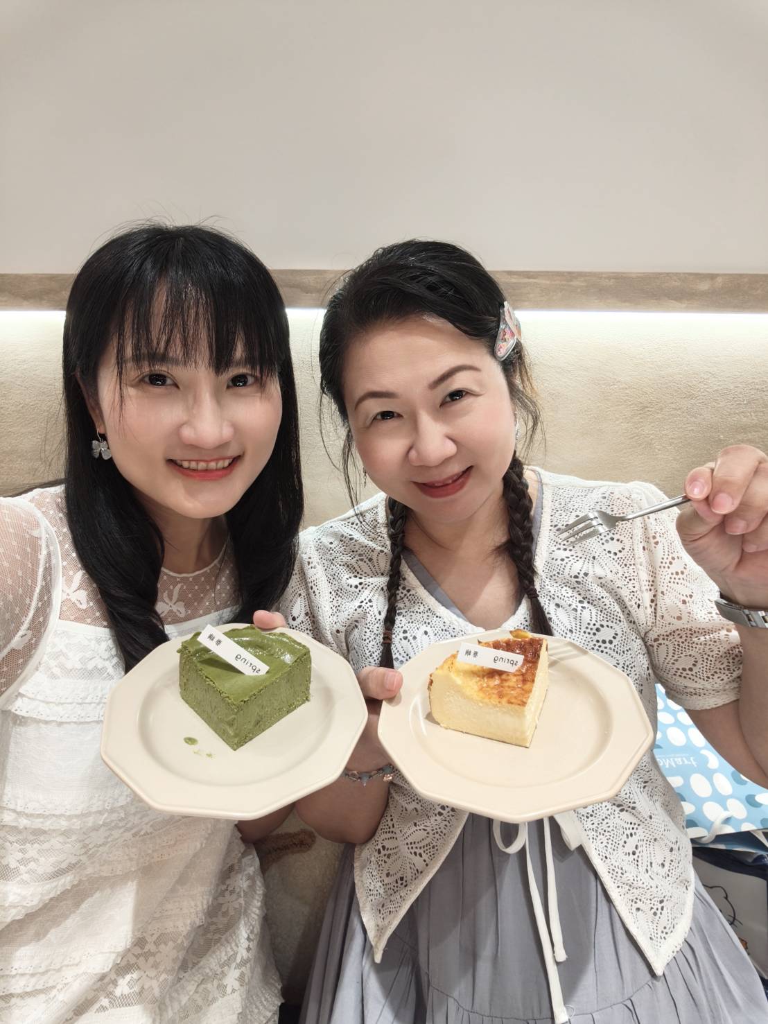 台北信義區甜點|春嶼spring 微風信義店。目前吃過最溼潤、最濃郁滑順的巴斯克蛋糕~會再回訪!